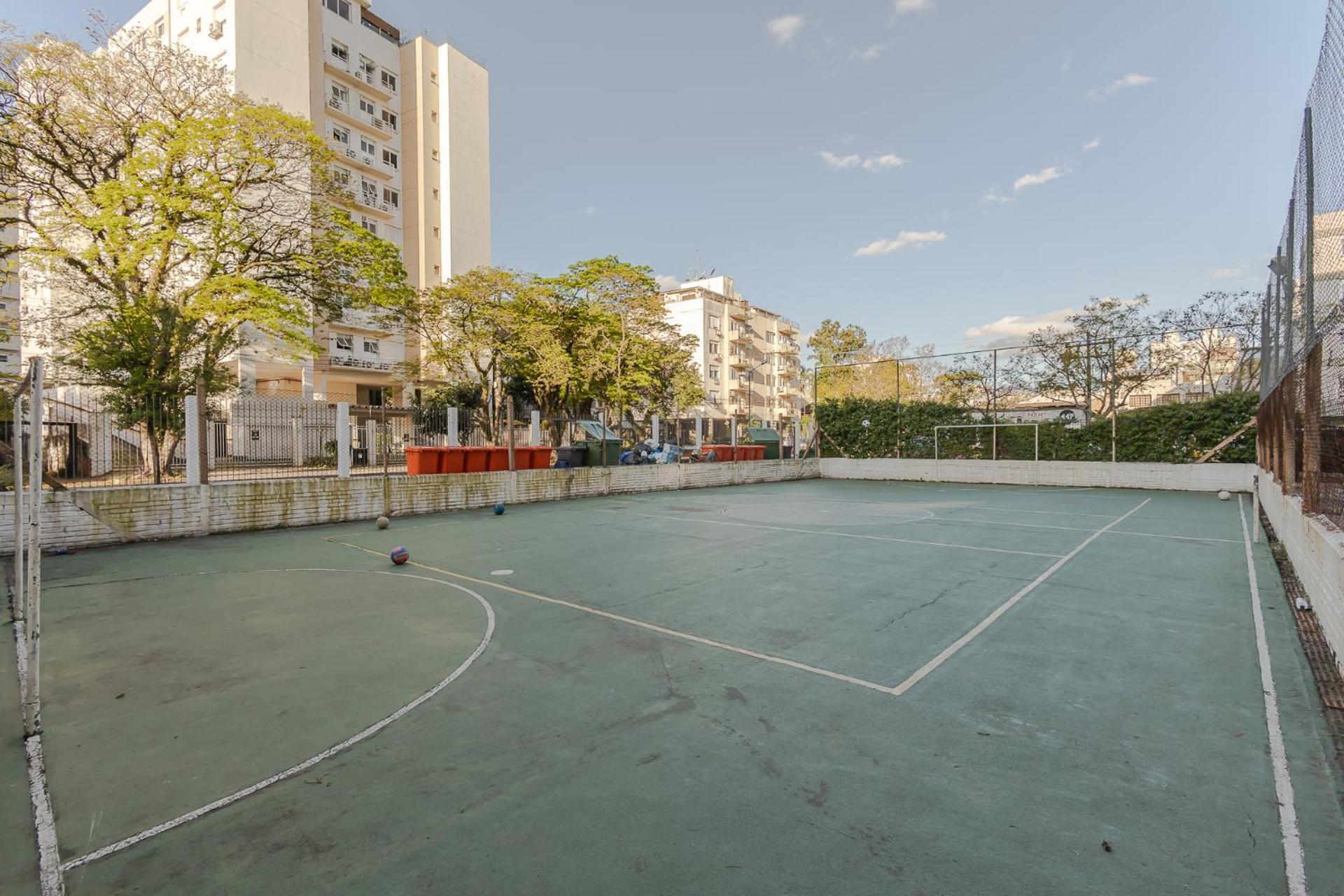 Familiar Ll 8ºandar Ll Wi-fi 259mpbs Ll 780m Da Av Ipiranga Ll 2km Hospital Sao Lucas Pucc Ll 4km Centro Ll 4,9km Da Rodoviaria Ll 8km Do Aeroporto Ll Apartment Porto Alegre